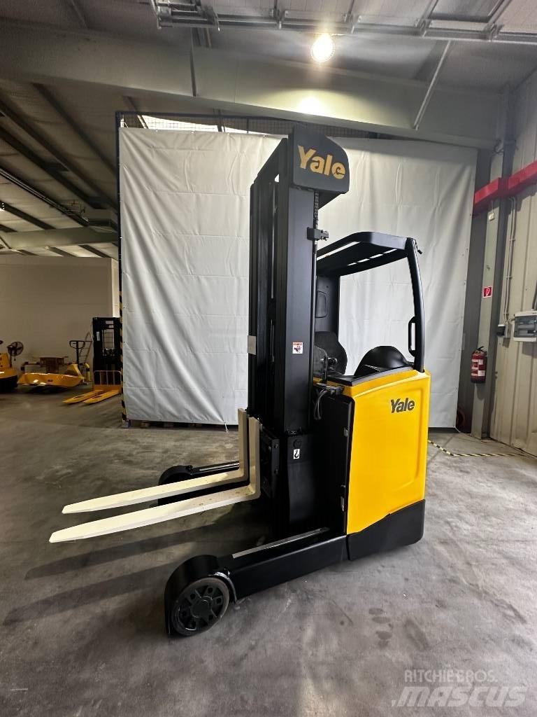 Yale MR16 Carrello retrattile