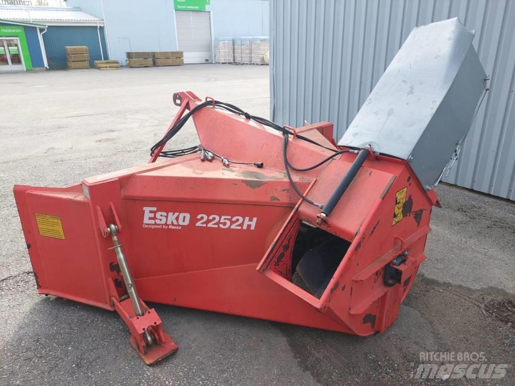 Esko 2252 H Spazzaneve