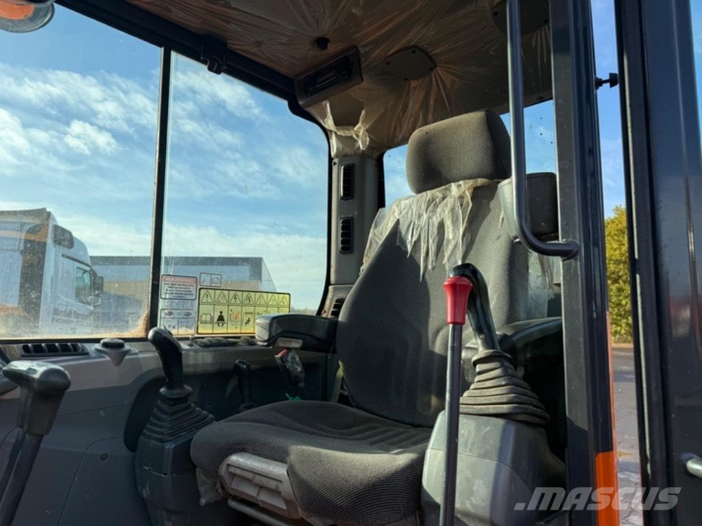 Doosan DX 63-3 Miniescavatori