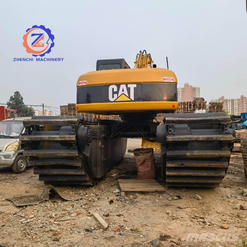 CAT 320 C Escavatori anfibi
