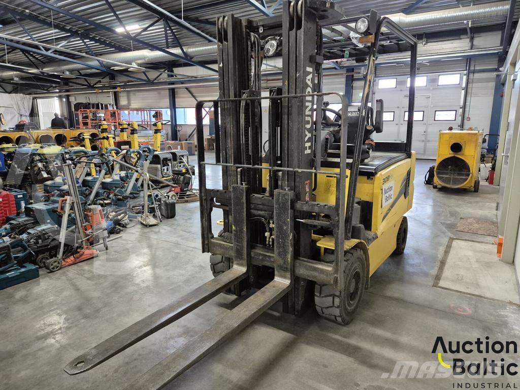 Hyundai 30B-9 Carrelli elevatori elettrici