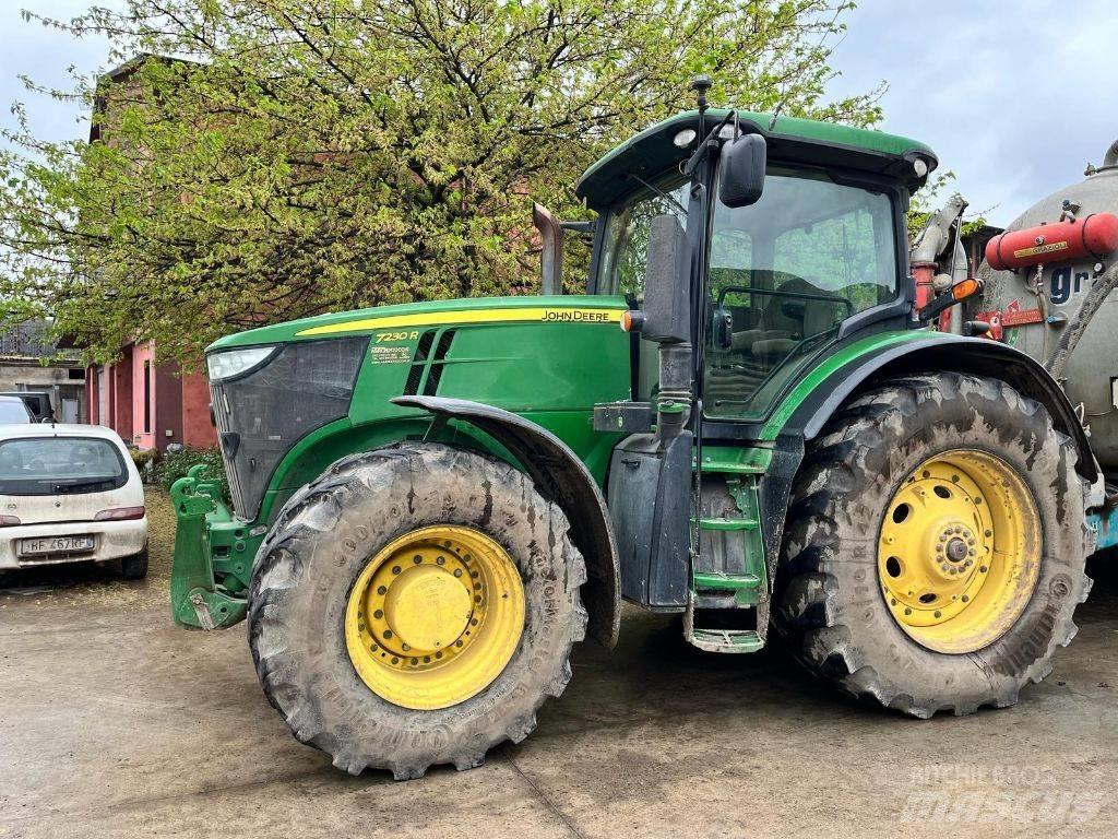 John Deere 7230 R Trattori