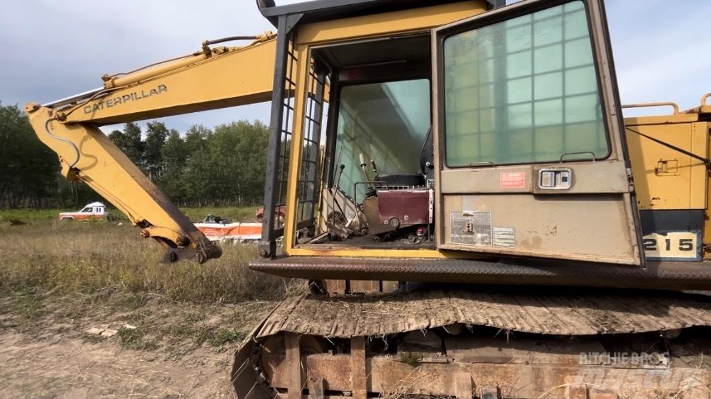 CAT 215 Escavatori cingolati