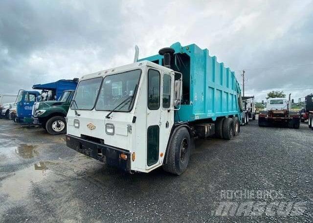 CCC LE8500 Camion dei rifiuti