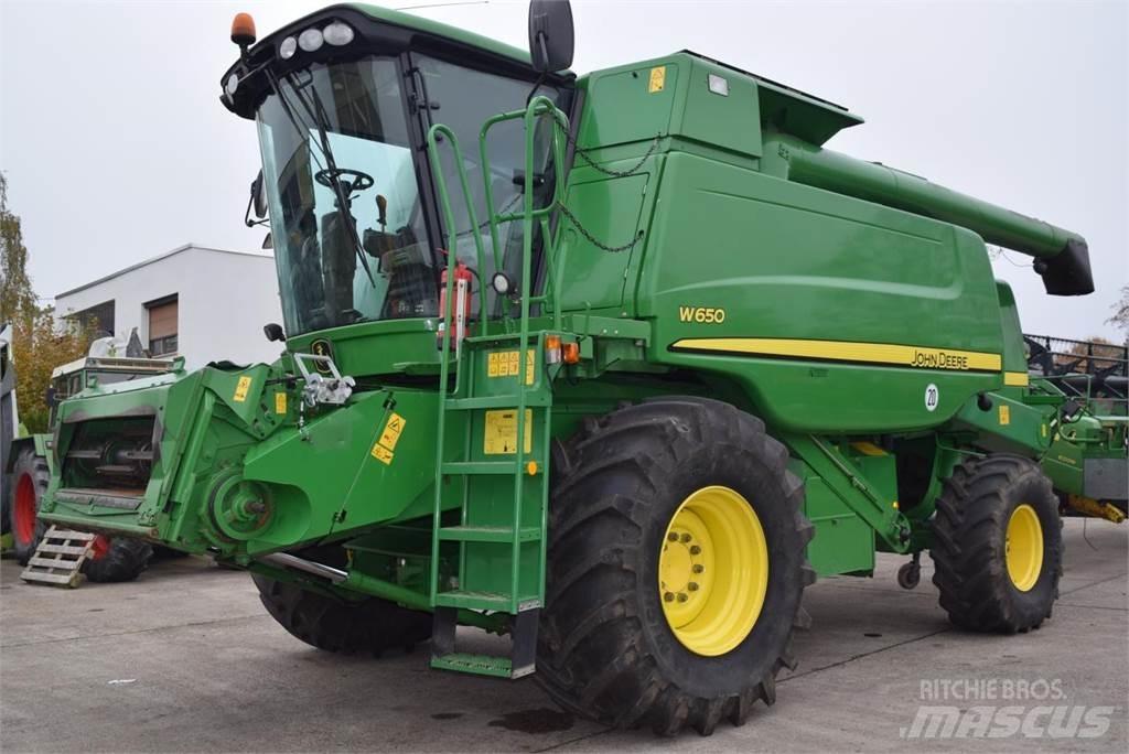 John Deere W 650 Mietitrebbiatrici