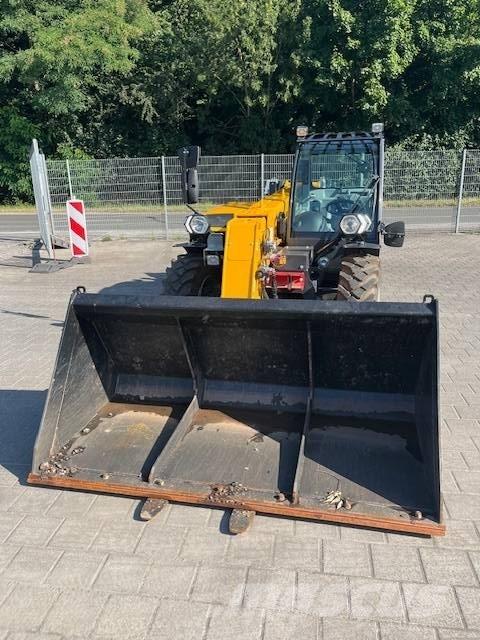 Dieci Mini Agri 26.6 Sollevatori telescopici
