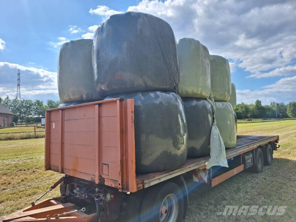 Meusburger 800 Rimorchi per balle