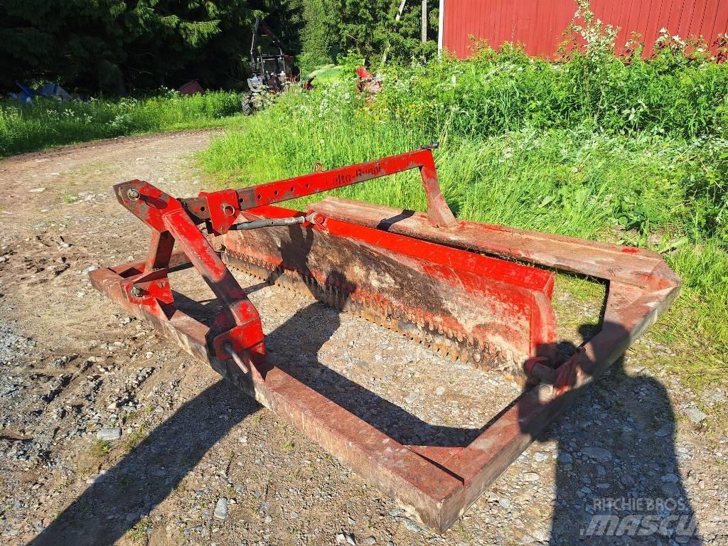 Runni Peltolana 300 Grader