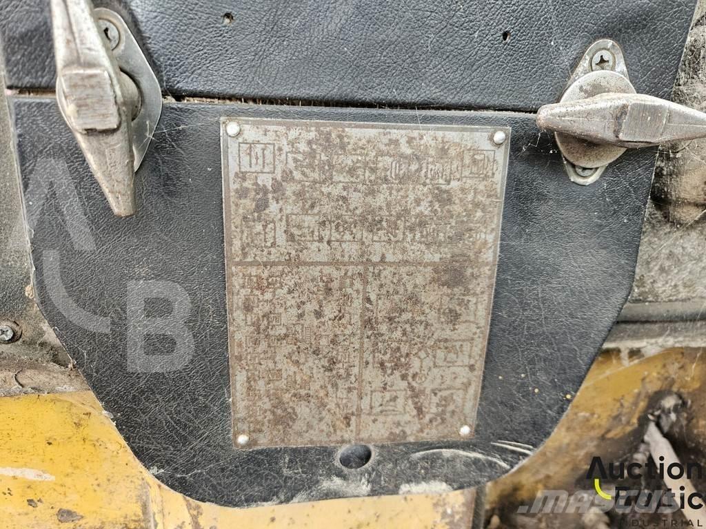  Onbekend T-170 Dozer cingolati