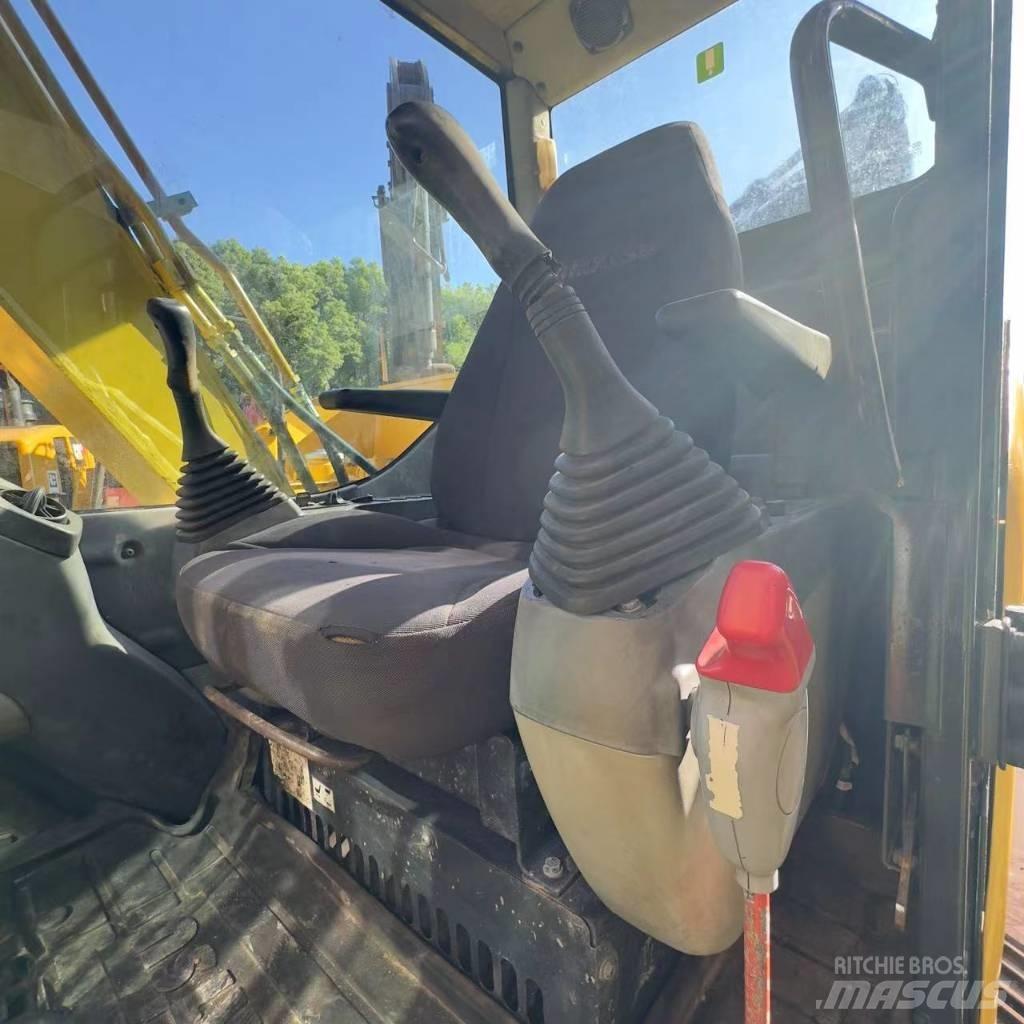 Komatsu PC 70 Escavatori cingolati