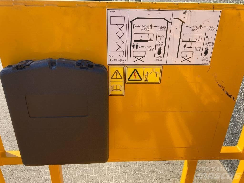 JCB S 3246 E Piattaforme a pantografo
