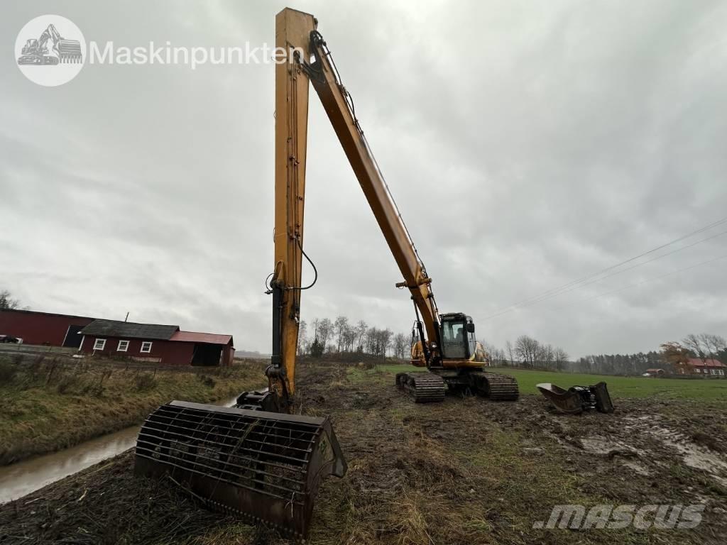 JCB JS 220 LC Escavatori cingolati