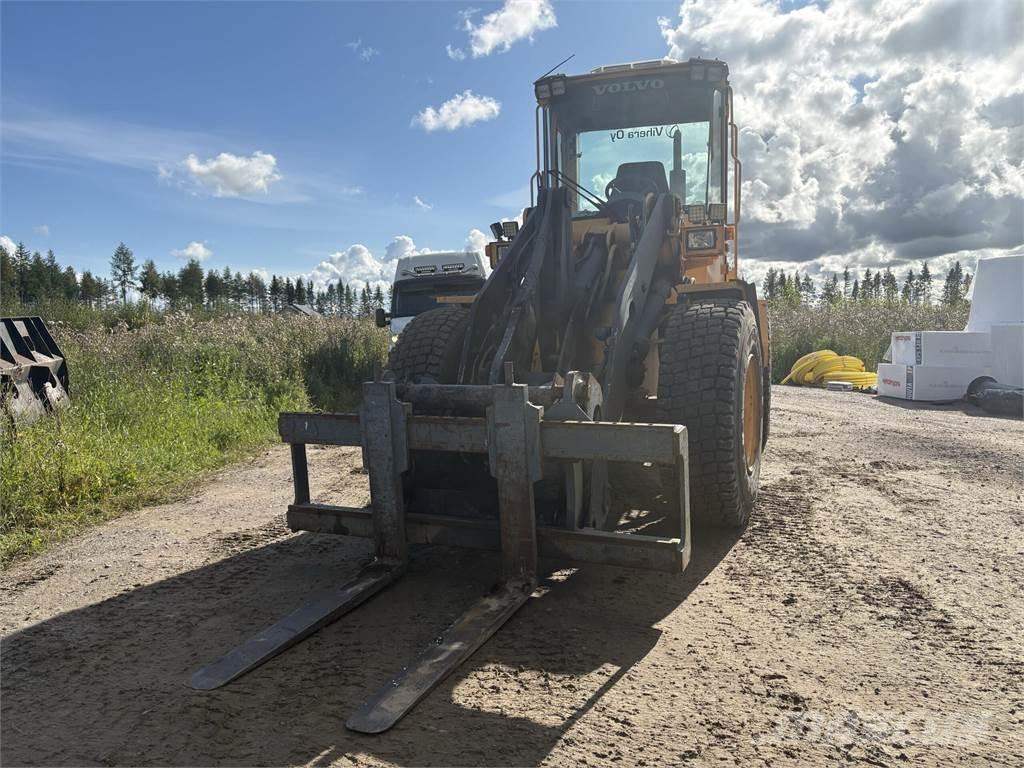 Volvo L50D Pale gommate