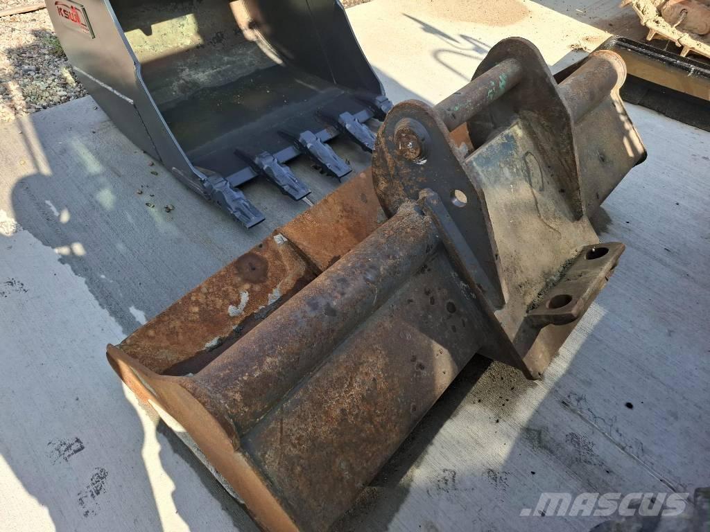 Komatsu PW 148-10 Escavatori gommati