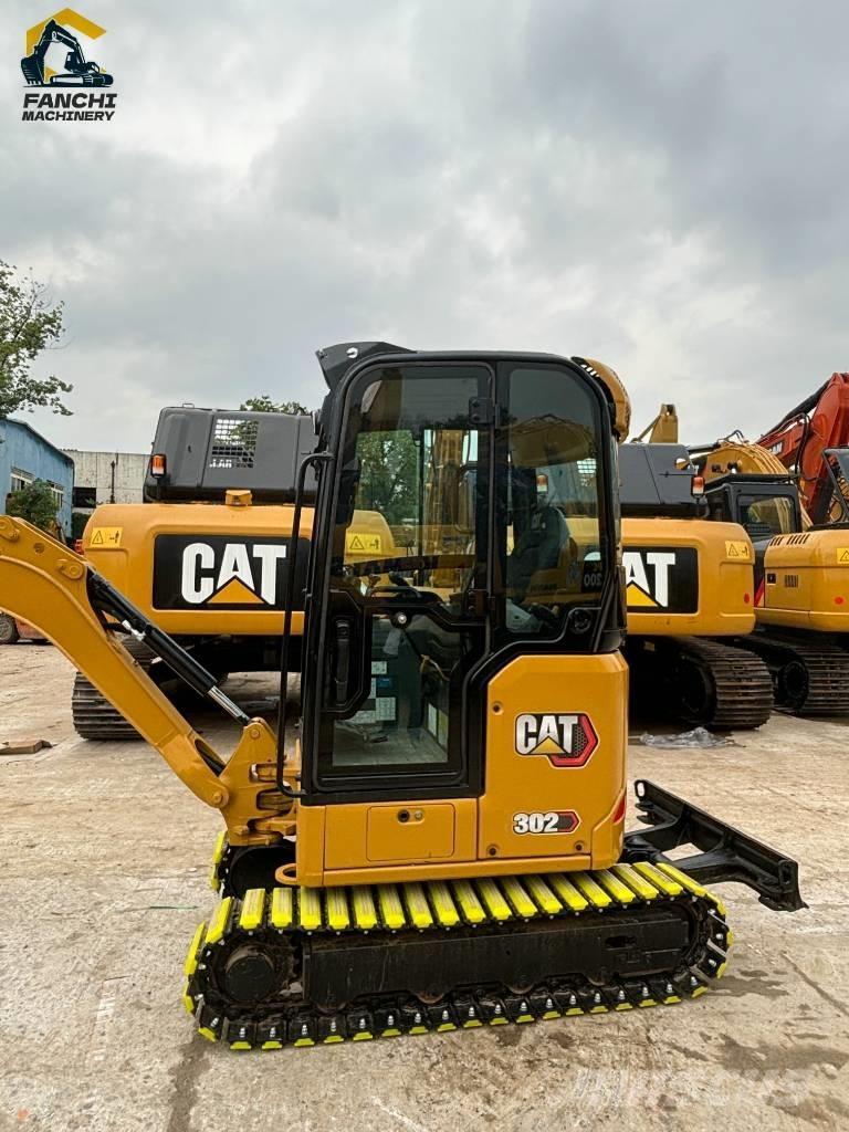 CAT 302 Miniescavatori