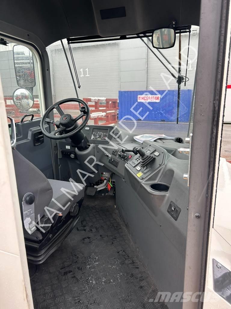 Kalmar T2i Trattori portuali