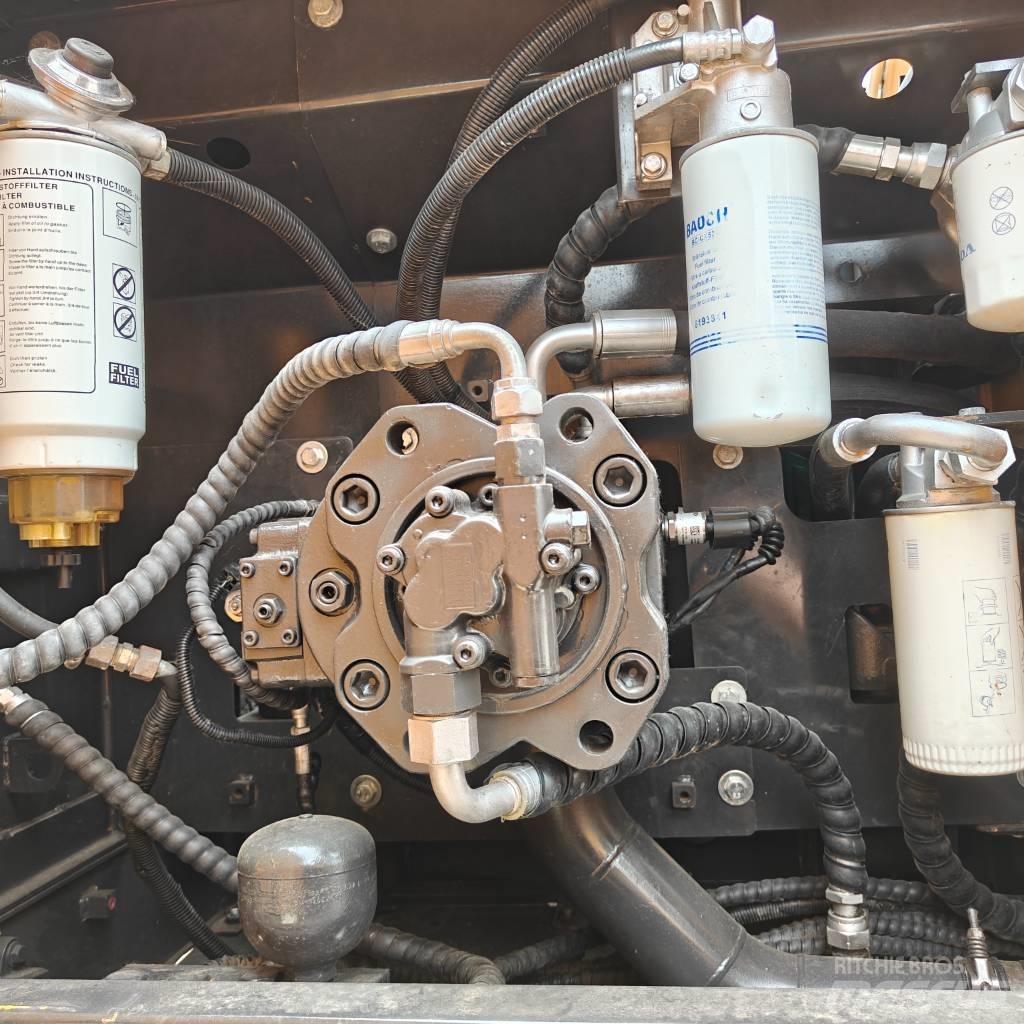 Volvo 220D Escavatori cingolati