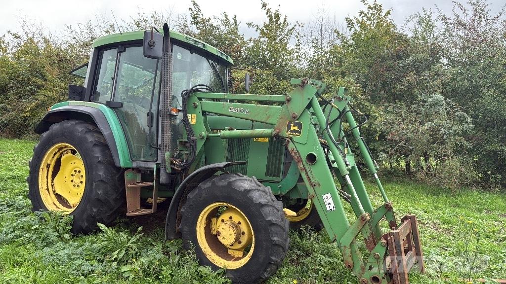 John Deere 6100 Trattori