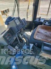 CAT 988 H Pale gommate