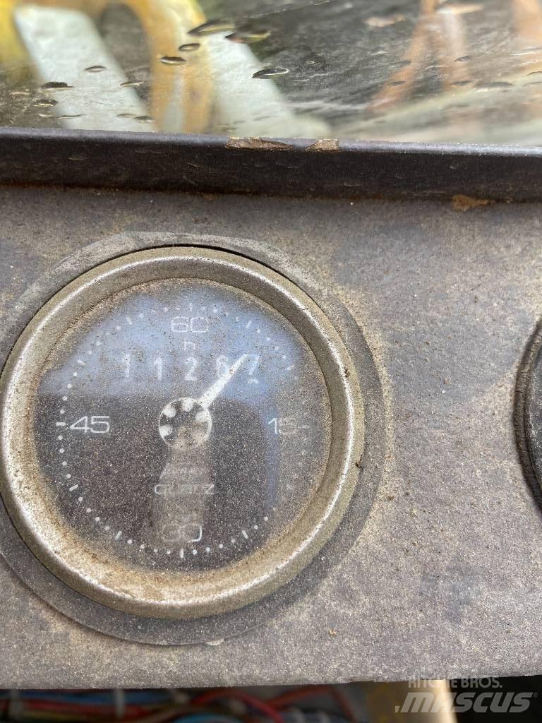 Menzi Muck 6000 T Escavatori speciali
