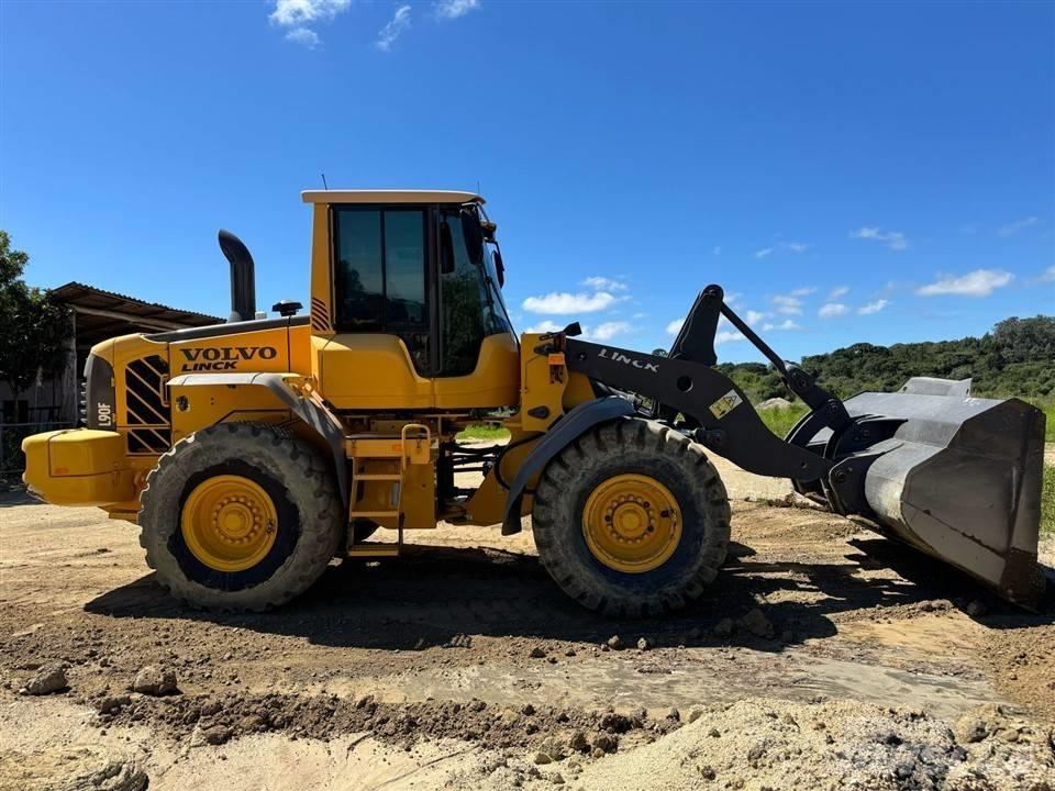 Volvo L 90 F Pale gommate