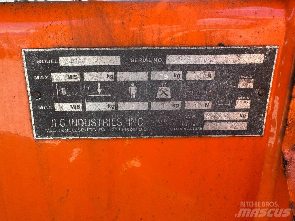 JLG 340AJ Piattaforme a braccio articolato