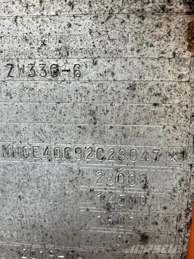 Hitachi ZW330-6 Pale gommate