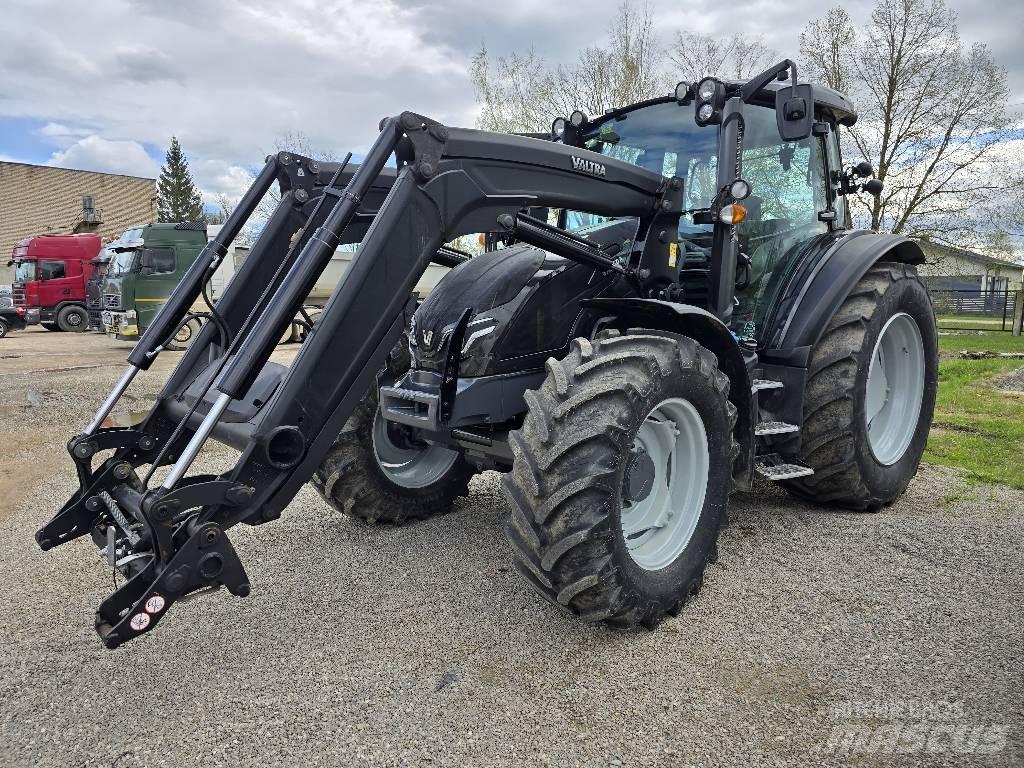 Valtra G125 A Trattori
