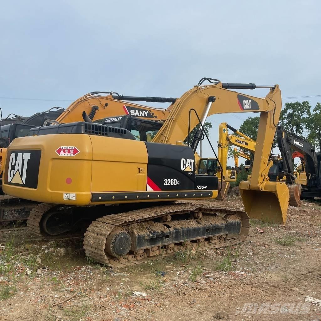 CAT 326D2 Escavatori cingolati