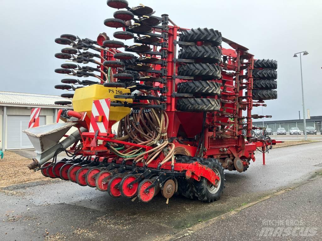 Horsch Pronto 6 DC Perforatrici
