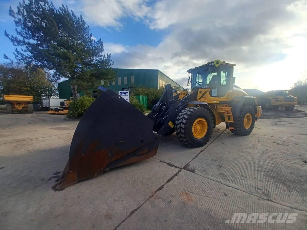 Volvo L 90 H Pale gommate