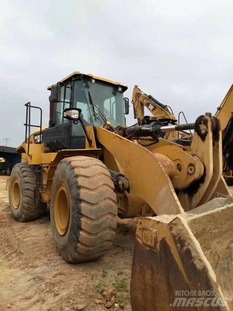 CAT 950GC Pale gommate
