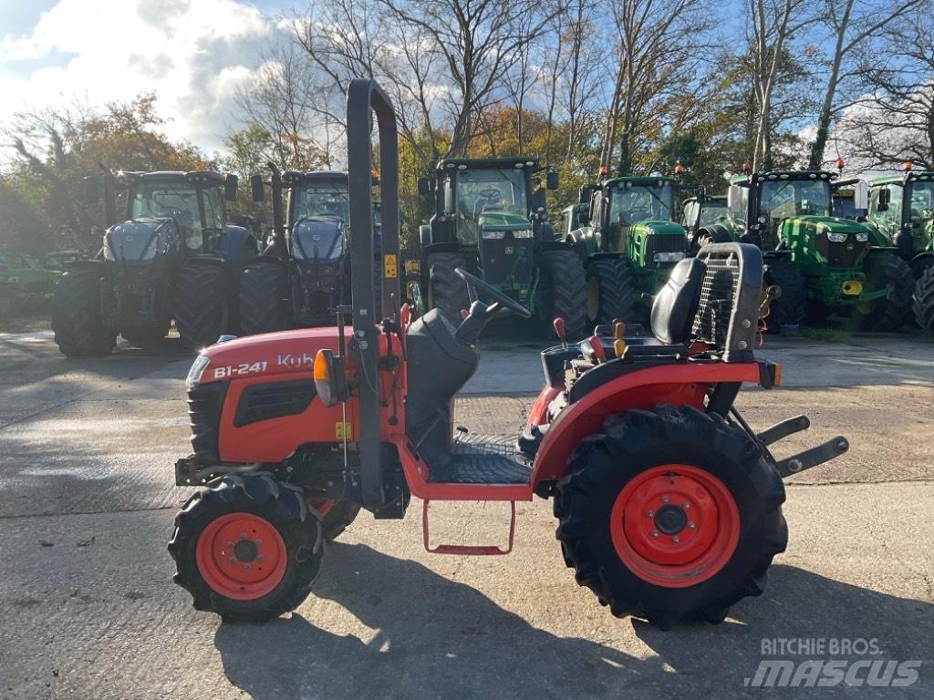 Kubota B 1241 Trattori