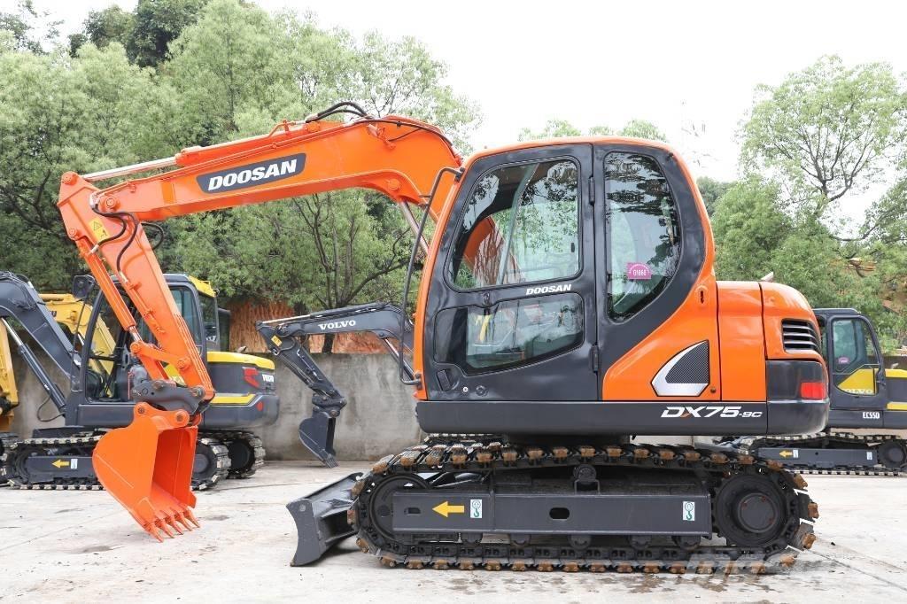 Doosan DX 75-9 C Miniescavatori