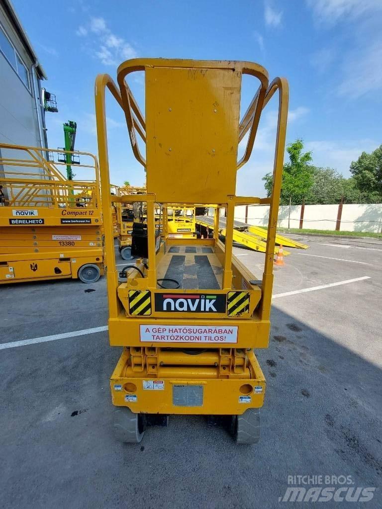 Haulotte Compact 8 Piattaforme a pantografo