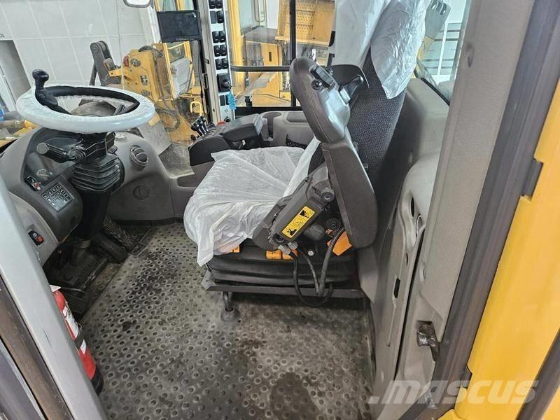 Volvo L 150 F Pale gommate