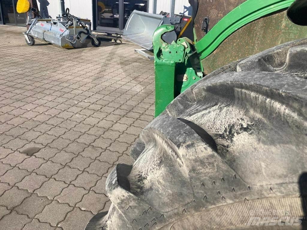 John Deere 6190R Trattori