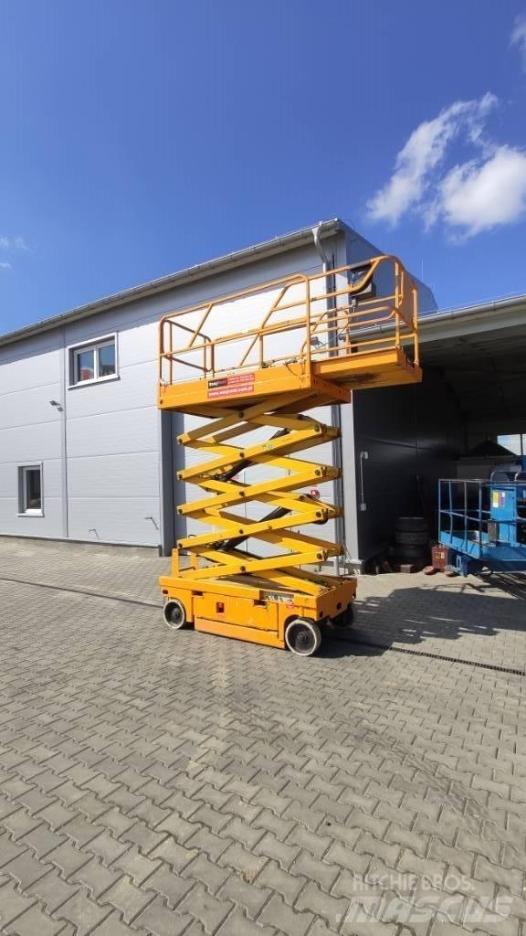 Haulotte Compact 12 Piattaforme a pantografo