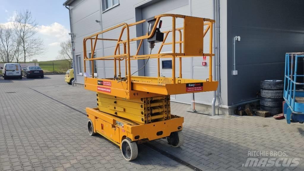 Haulotte Compact 12 Piattaforme a pantografo
