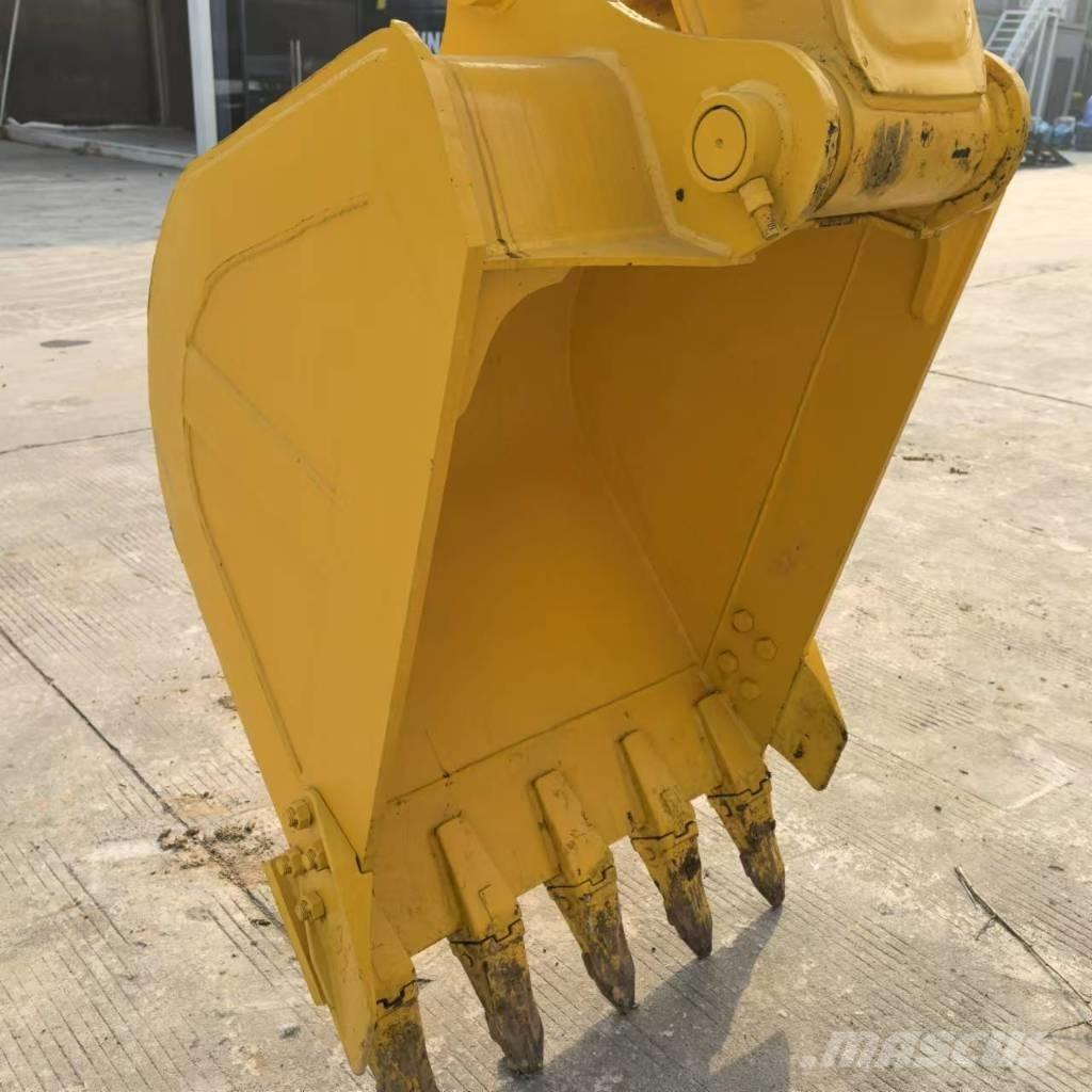 Komatsu PC 130-7 Escavatori cingolati
