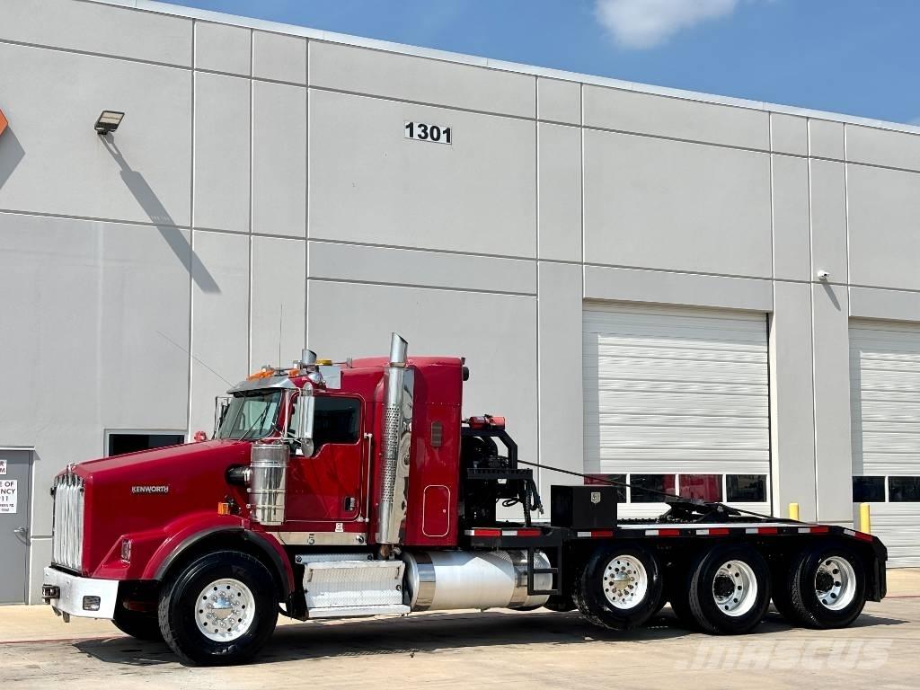 Kenworth T 800 Carroattrezzi