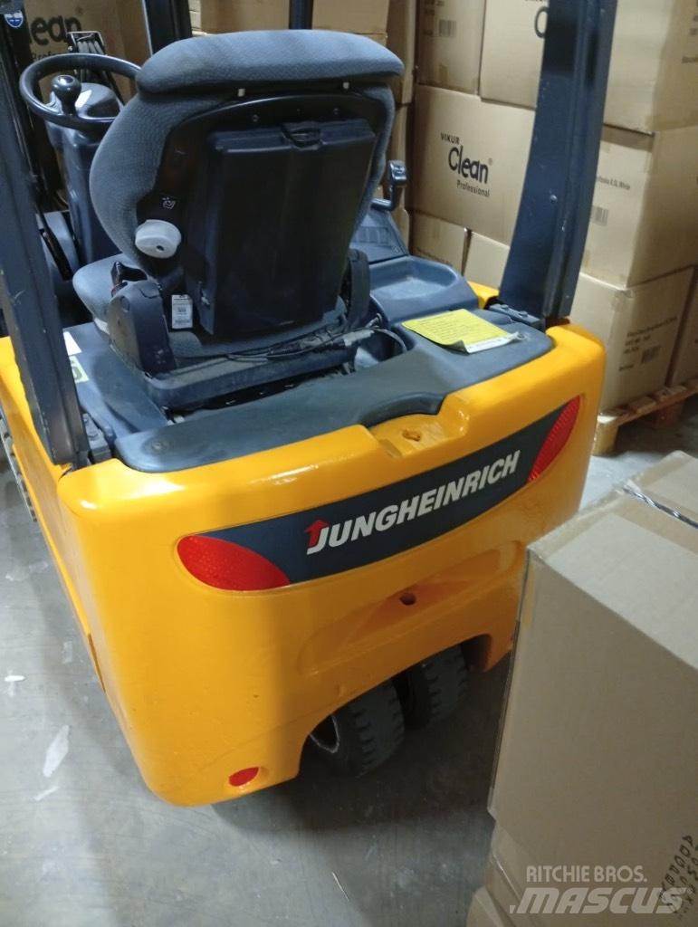 Jungheinrich EFG213 Carrelli elevatori elettrici