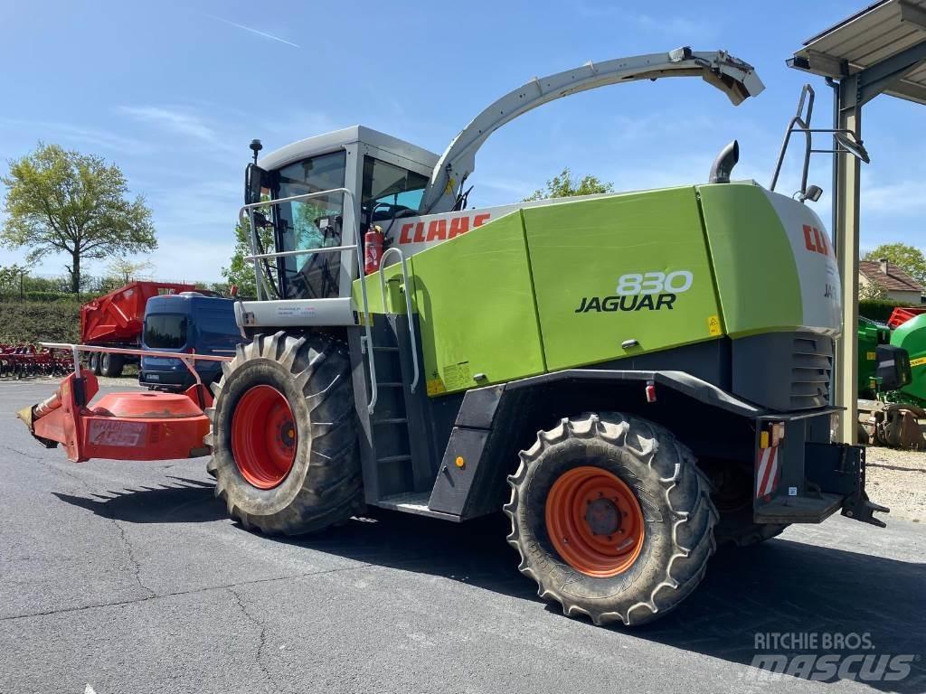 CLAAS JAGUAR 830 Falciatrinciatrici