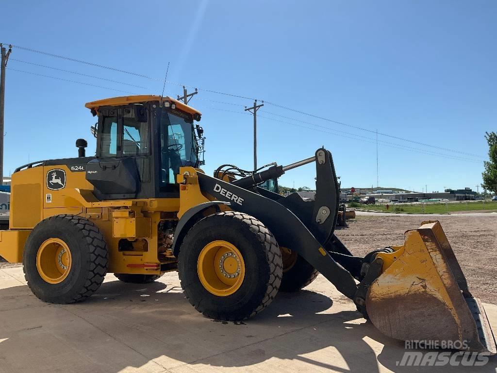 John Deere 624L Pale gommate
