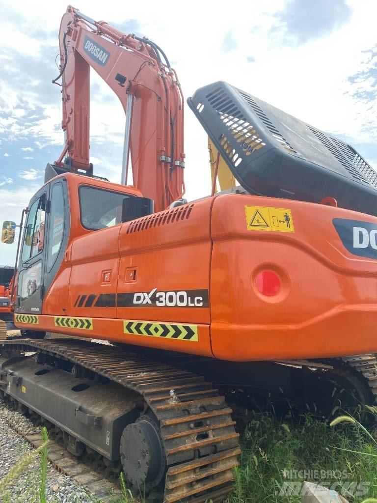Doosan DX 300 LC Escavatori cingolati