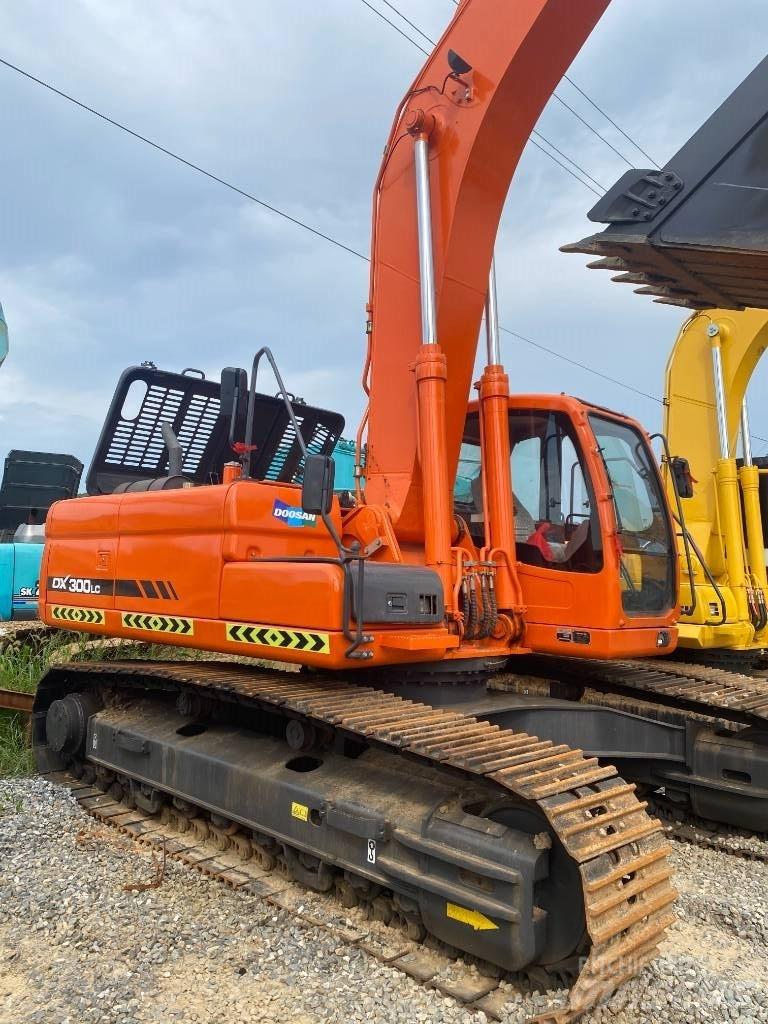 Doosan DX 300 LC Escavatori cingolati