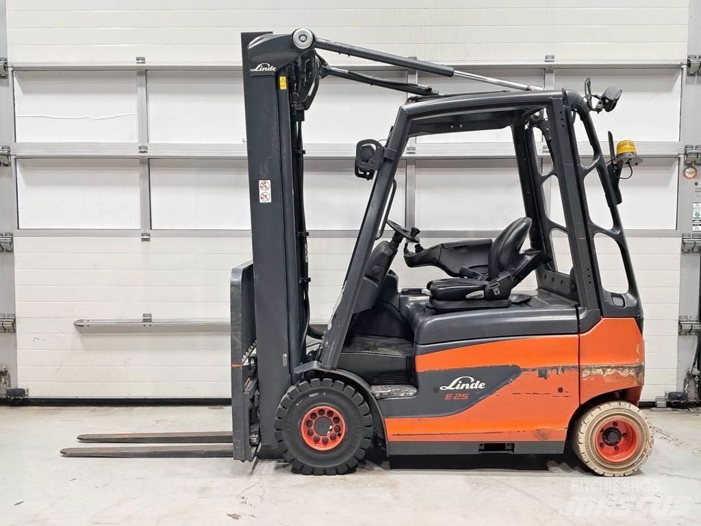 Linde E25-01 Carrelli elevatori elettrici