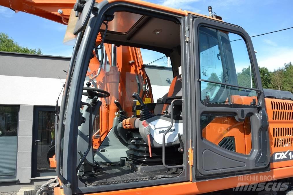 Doosan DX 140 W Escavatori gommati