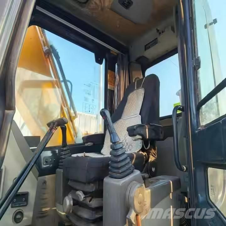 Hyundai 110 VS Escavatori cingolati