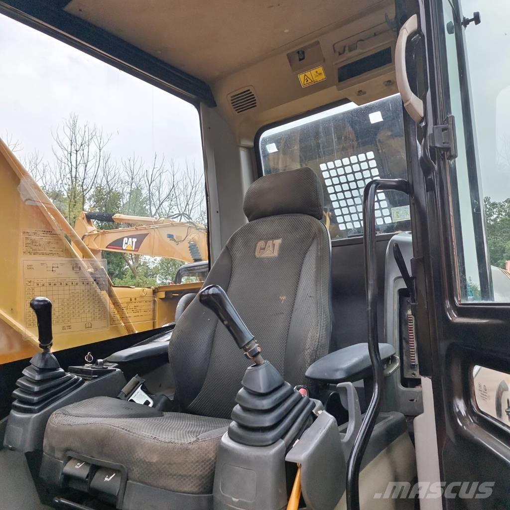 CAT 320 D Escavatori cingolati
